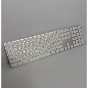 Apple Magic Keyboard A1843 Wireless Bluetooth Gray White Tested Working